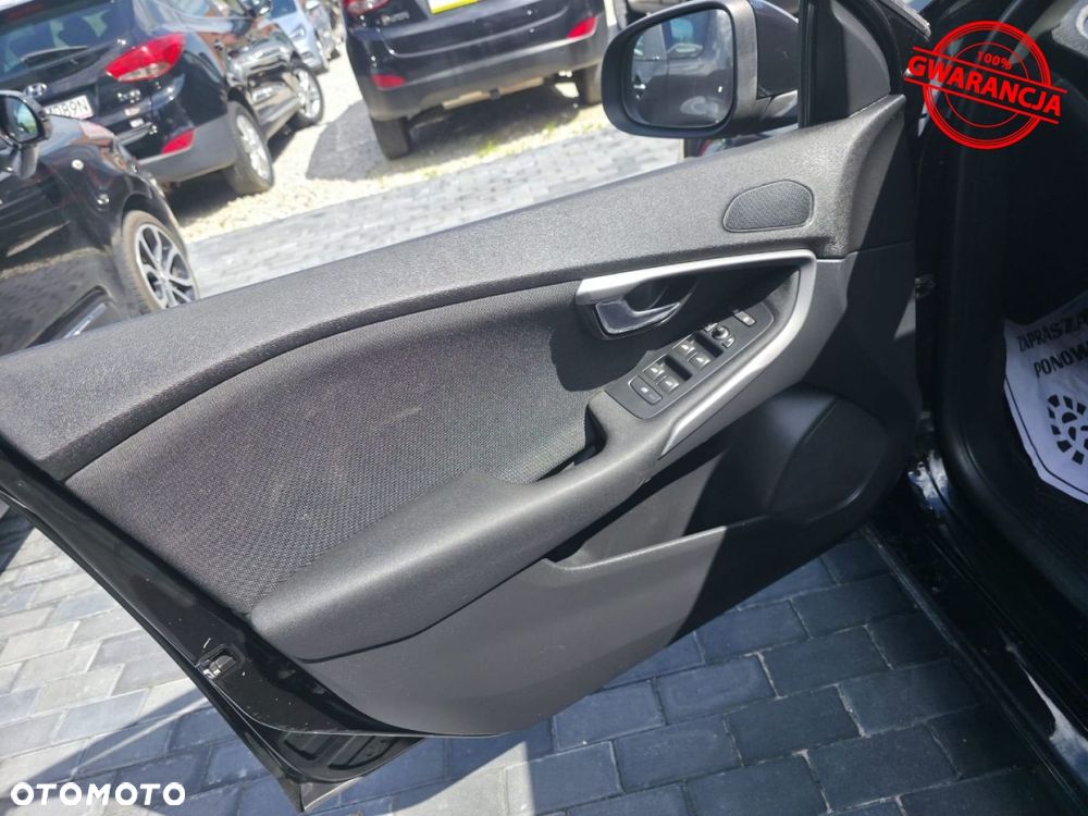 Volvo V40 D2 Drive-E R-Design Kinetic - 35
