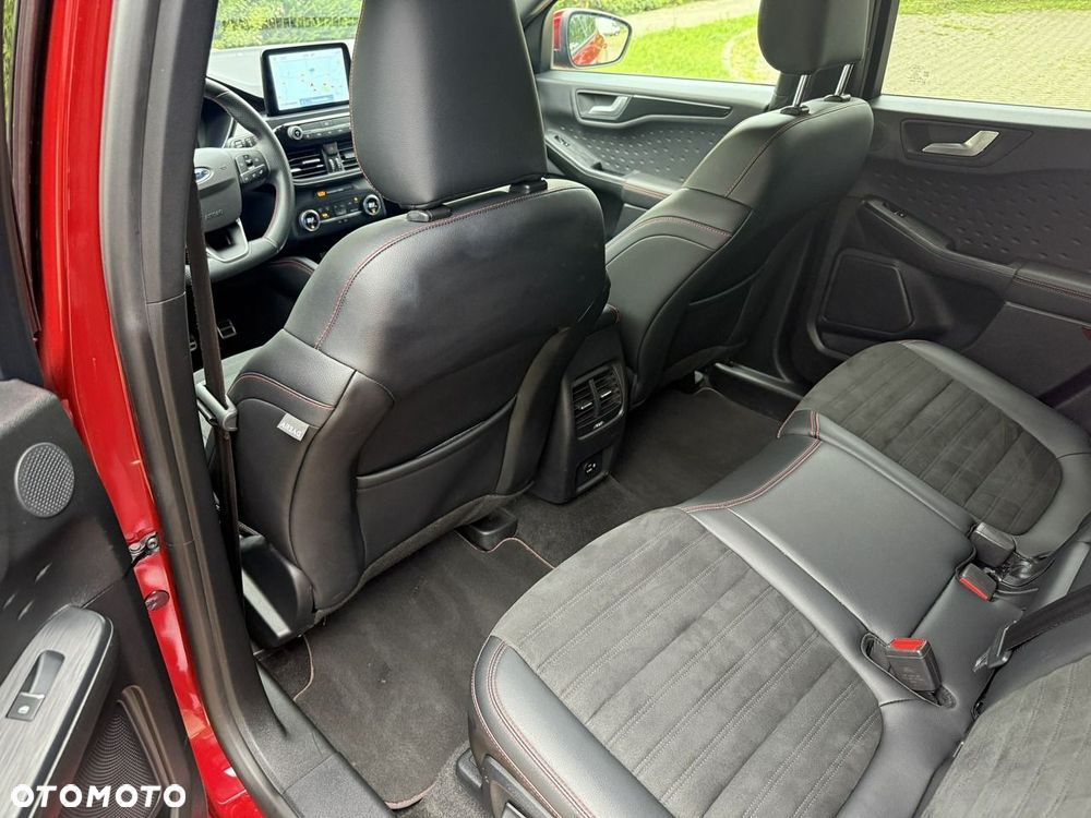 Ford Kuga - 23