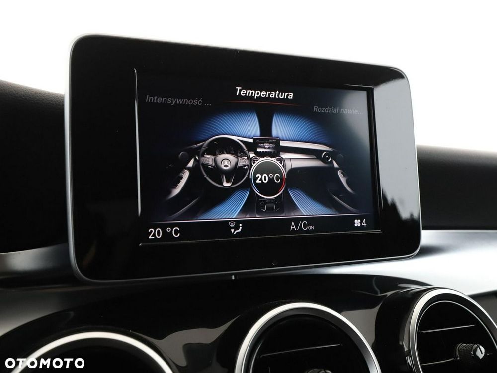 Mercedes-Benz Klasa C 180 (BlueTEC) d 7G-TRONIC Avantgarde - 27