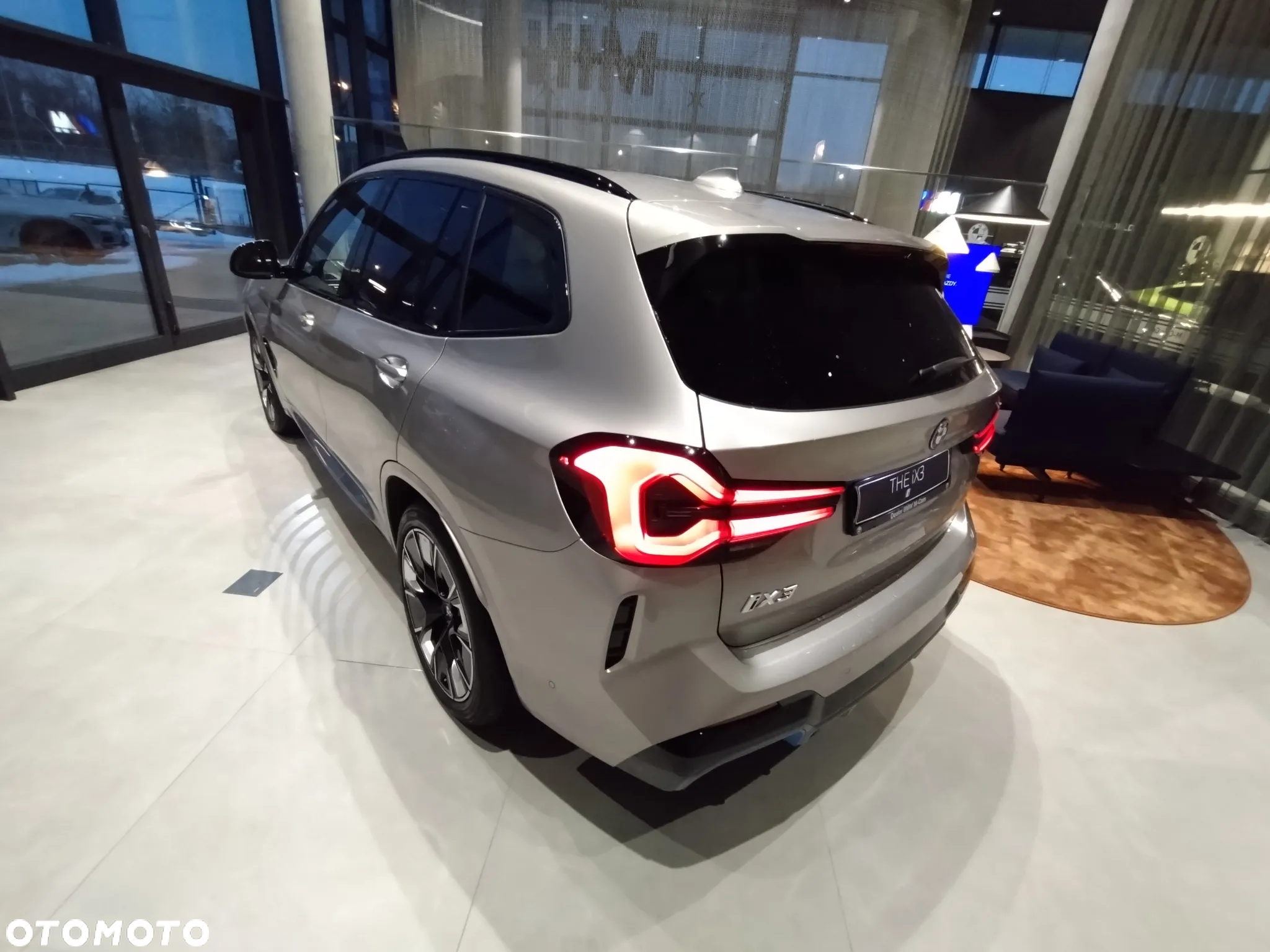 BMW iX3 Impressive - 11