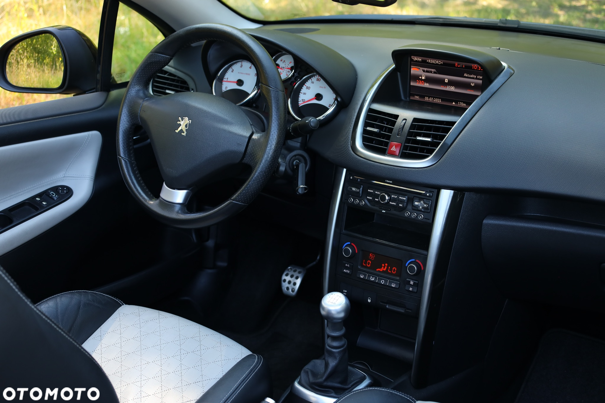 Peugeot 207 CC 155 THP Roland Garros - 29