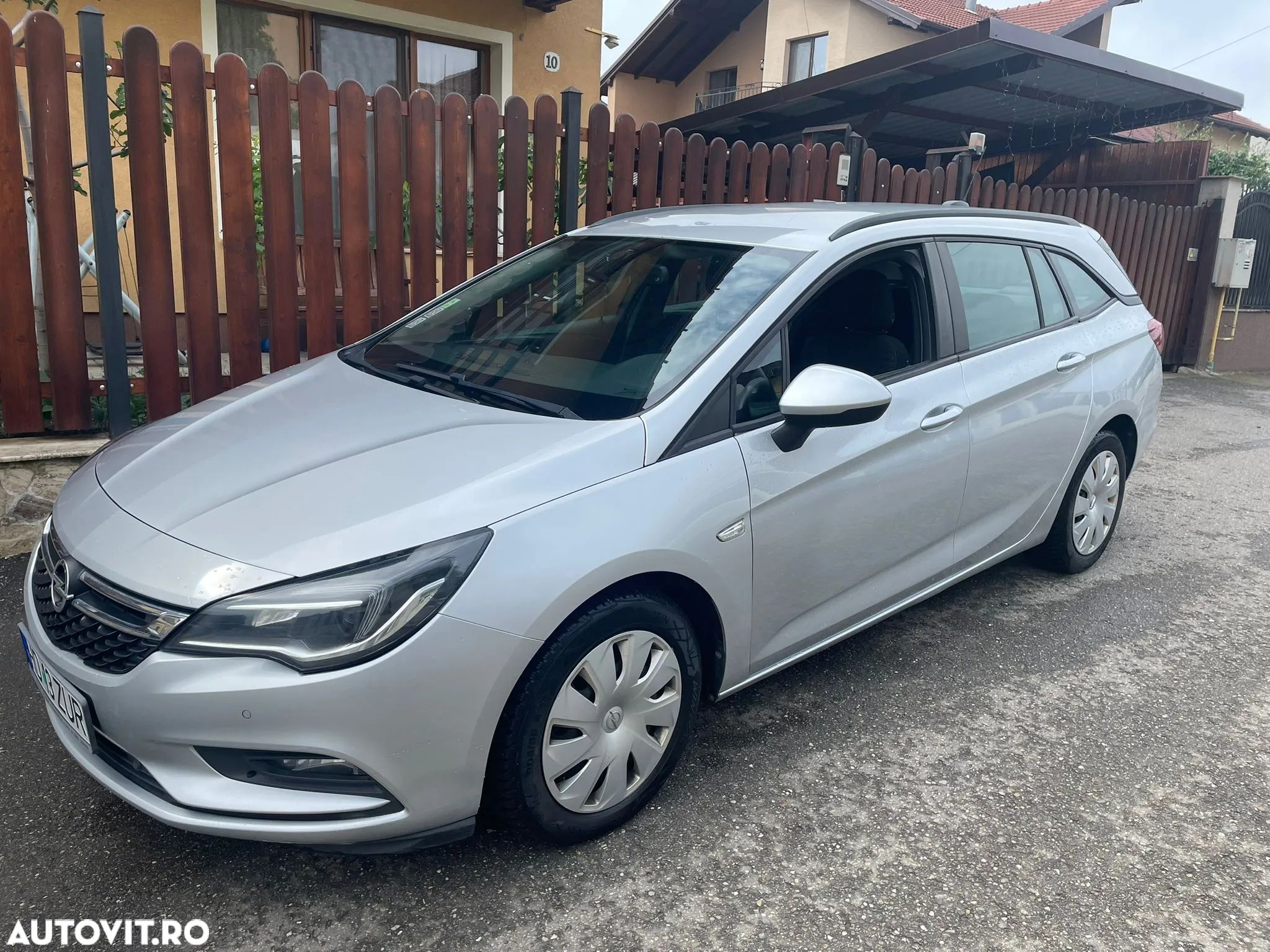 Opel Astra Sport Tourer 1.6 CDTI ECOTEC Dynamic - 1