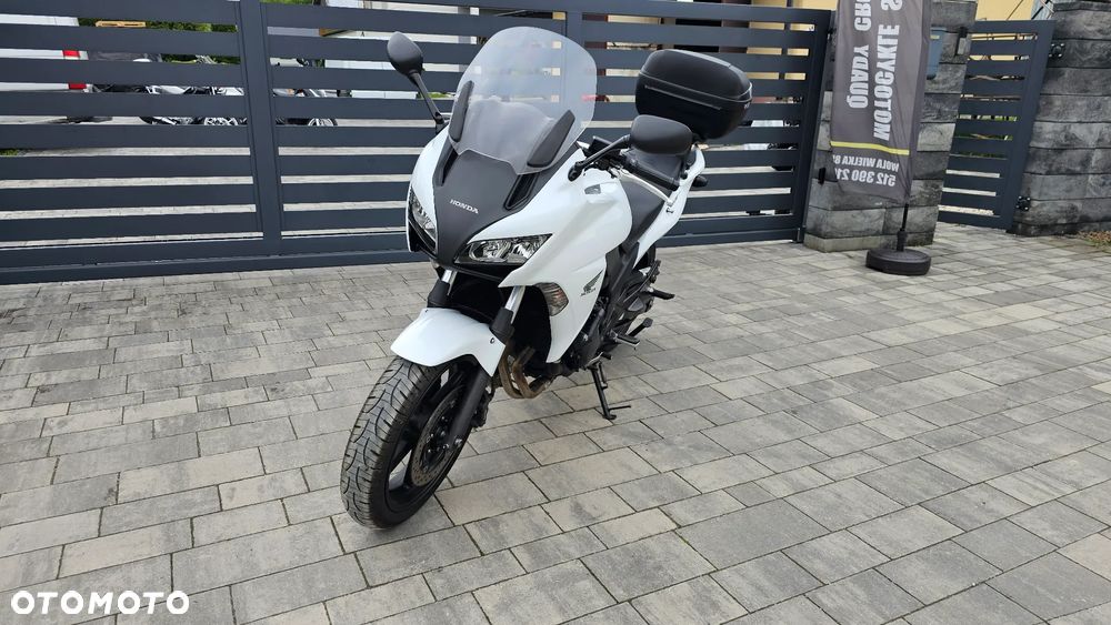 Honda CBF - 1