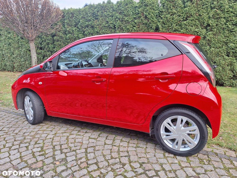 Toyota Aygo x-play touch - 31