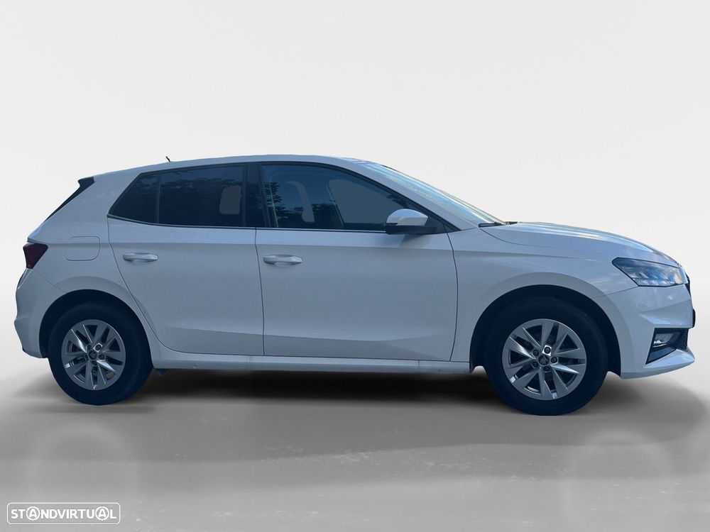 Skoda Fabia 1.0 TSI Selection — fotografia 6