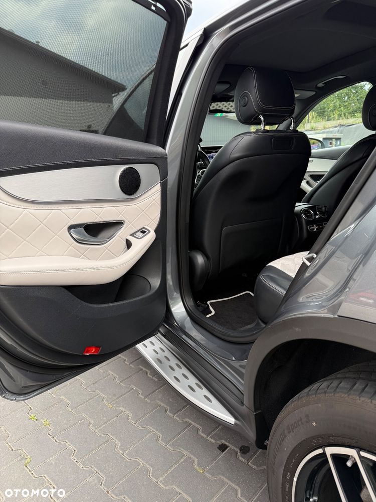 Mercedes-Benz GLC - 13