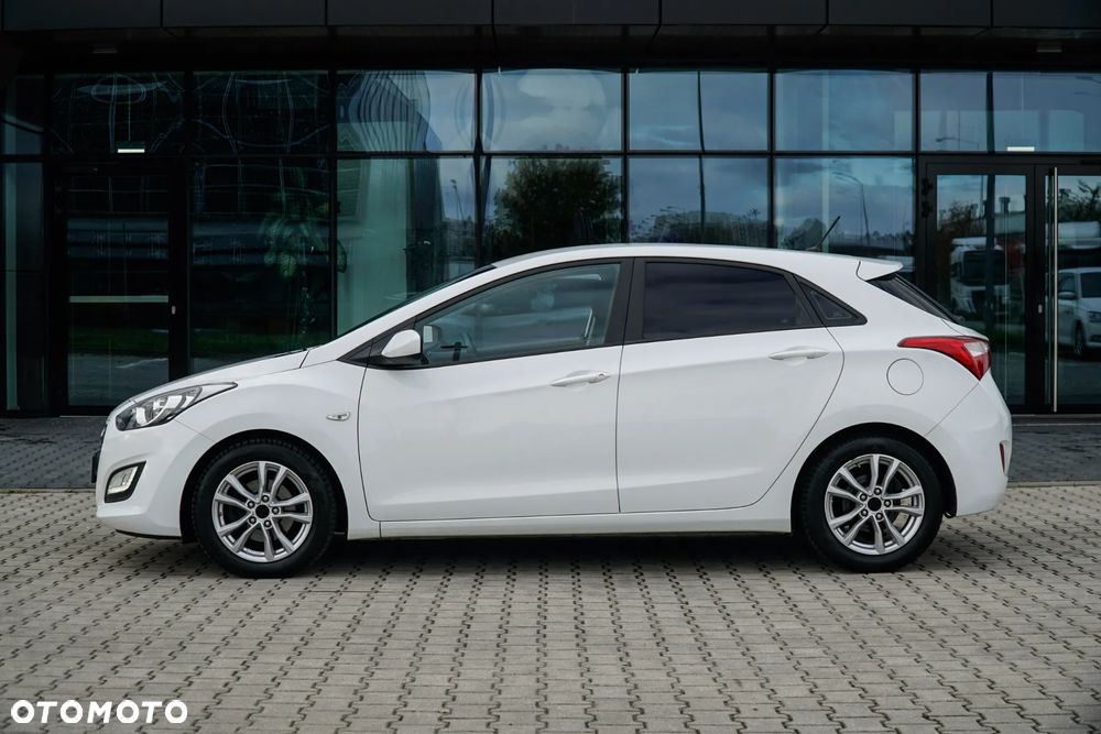 Hyundai i30 1.4 BlueDrive Base - 6