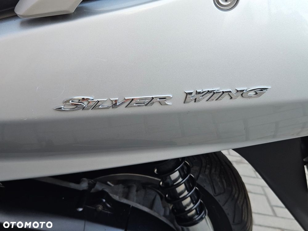 Honda Silver Wing - 12