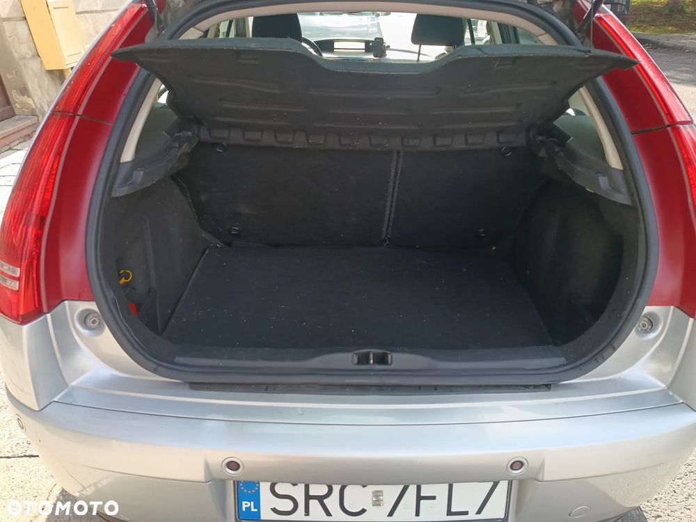 Citroën C4 1.6 16V VTR Pack - 7