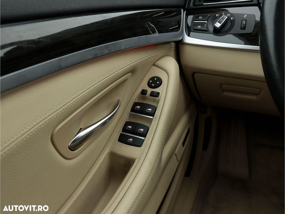 BMW Seria 5 520d Aut. Luxury Line - 18