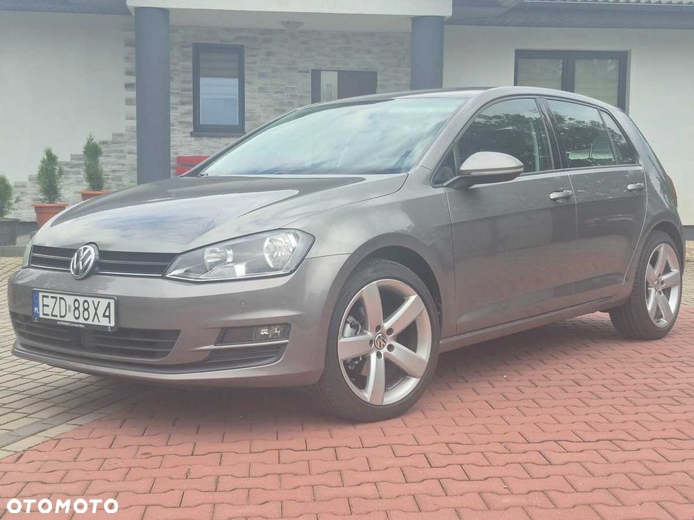 Volkswagen Golf - 2