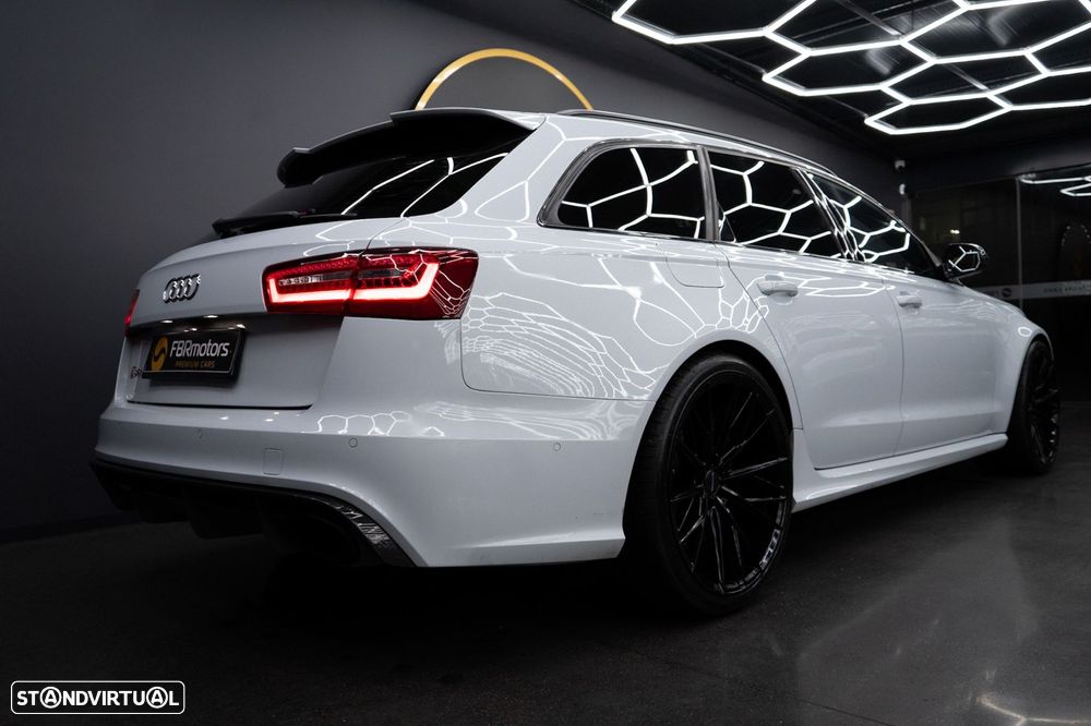 Audi RS6 Avant 4.0 TFSi quattro Tiptronic - 10