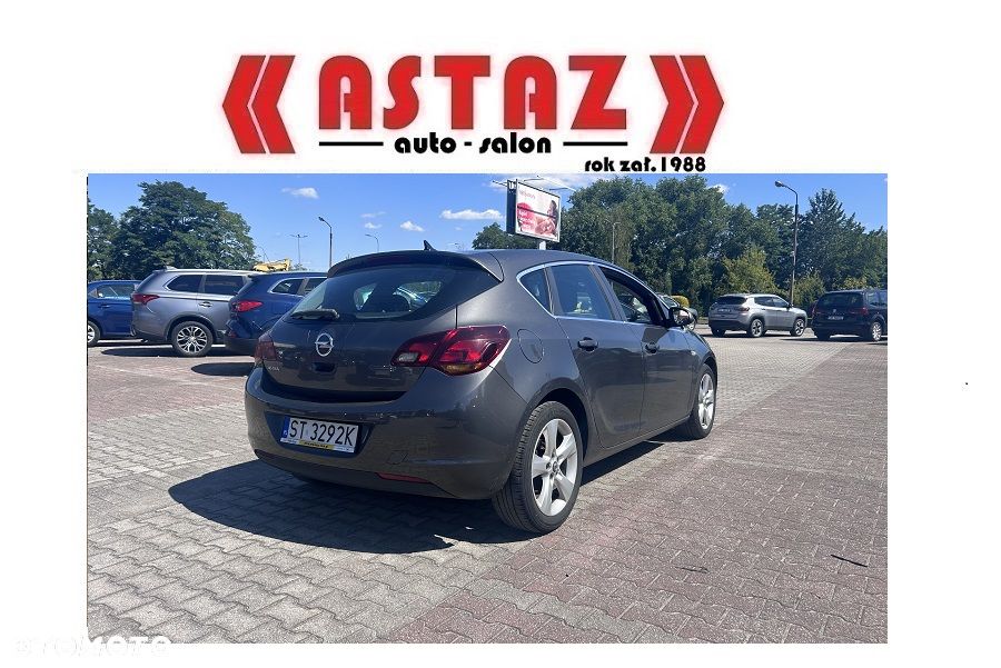 Opel Astra 1.6 Cosmo - 1