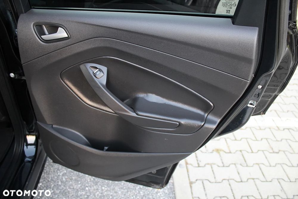 Ford Kuga 2.0 TDCi Titanium - 17