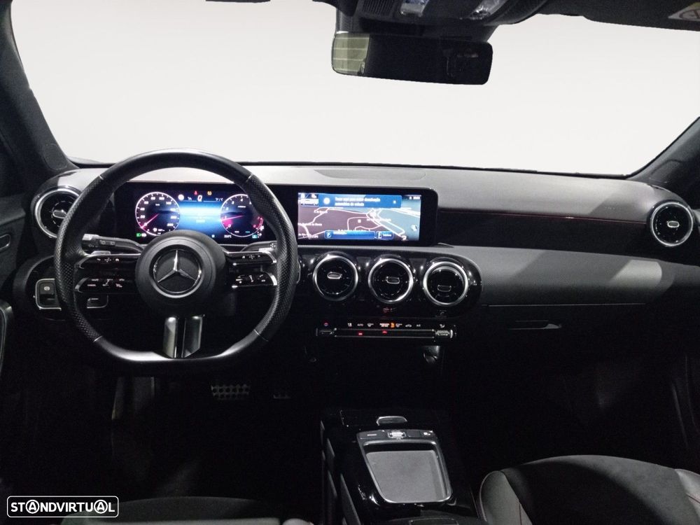 Mercedes-Benz A 200 - 11