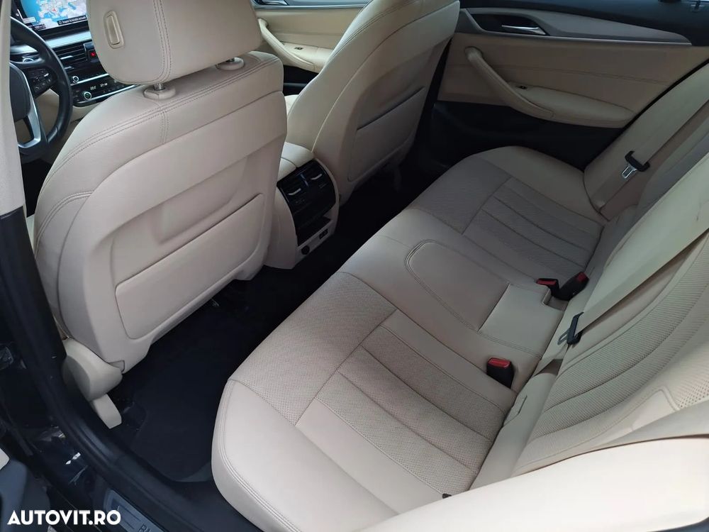BMW Seria 5 518d AT MHEV - 15