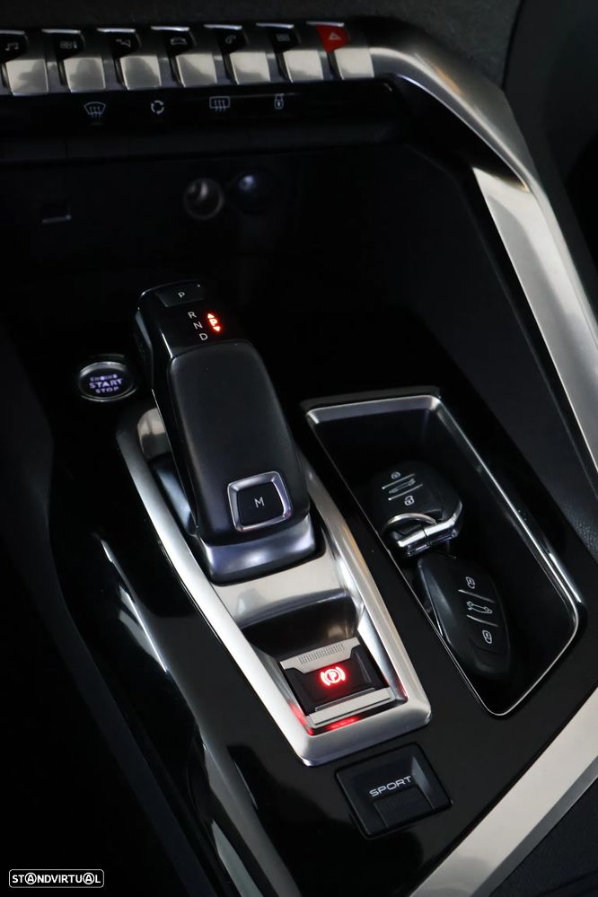 Peugeot 3008 BlueHDi 130 Stop & Start EAT8 Allure - 16