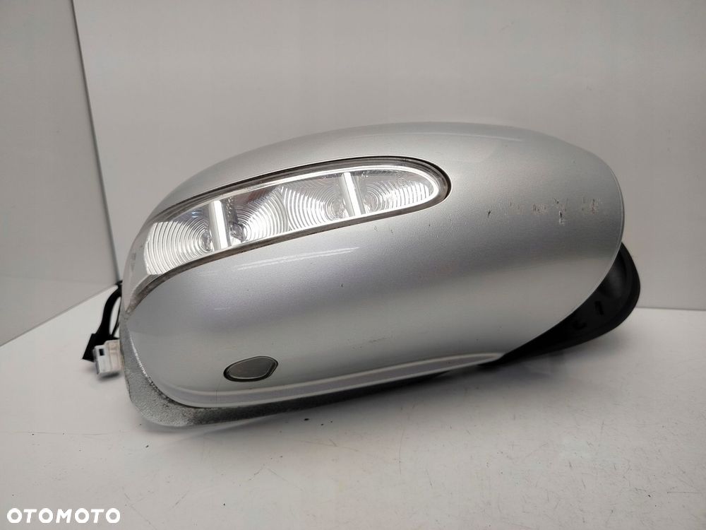 mercedes ml w164 13 pin 05r- lusterko prawe zewnętrzne 775 - 3