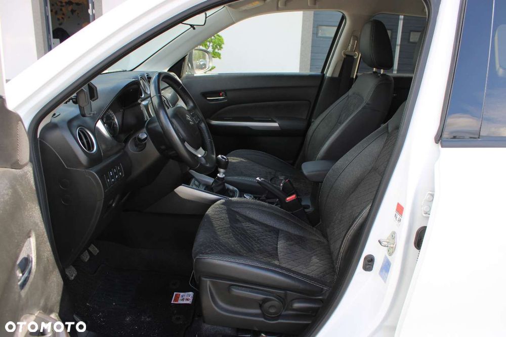 Suzuki Vitara - 16