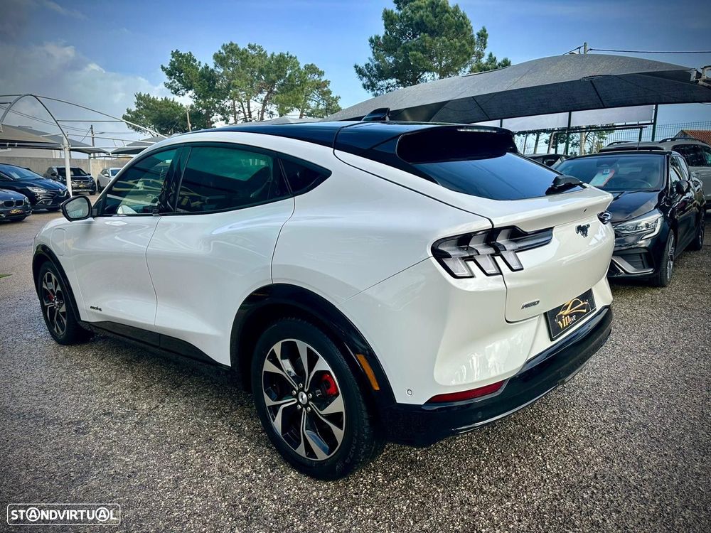 Ford Mustang Mach-E Premium AWD - 5