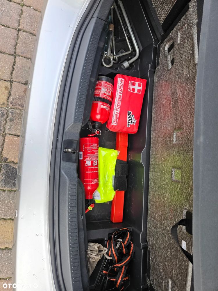 Toyota Verso 1.8 2010 7os - 27