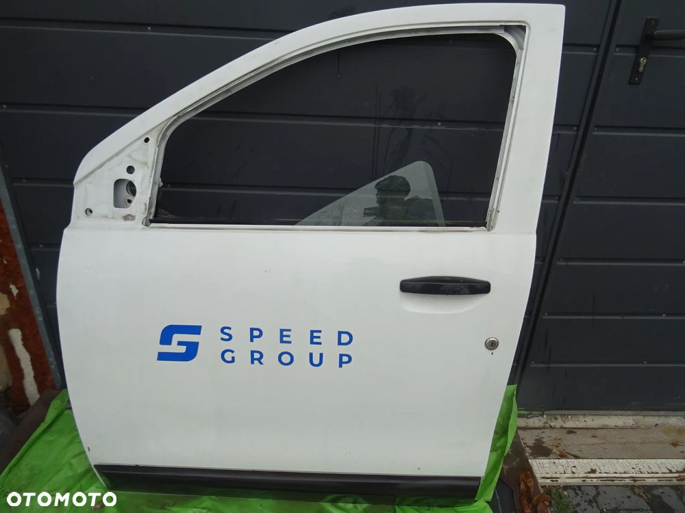 DACIA DOKKER DV369  LEWE DRZWI BIALE STAN BDB ! SZYBA CENTRALNY ZAMEK LISTWA PODNOSNIK SZYBY CZESCI ROZNE