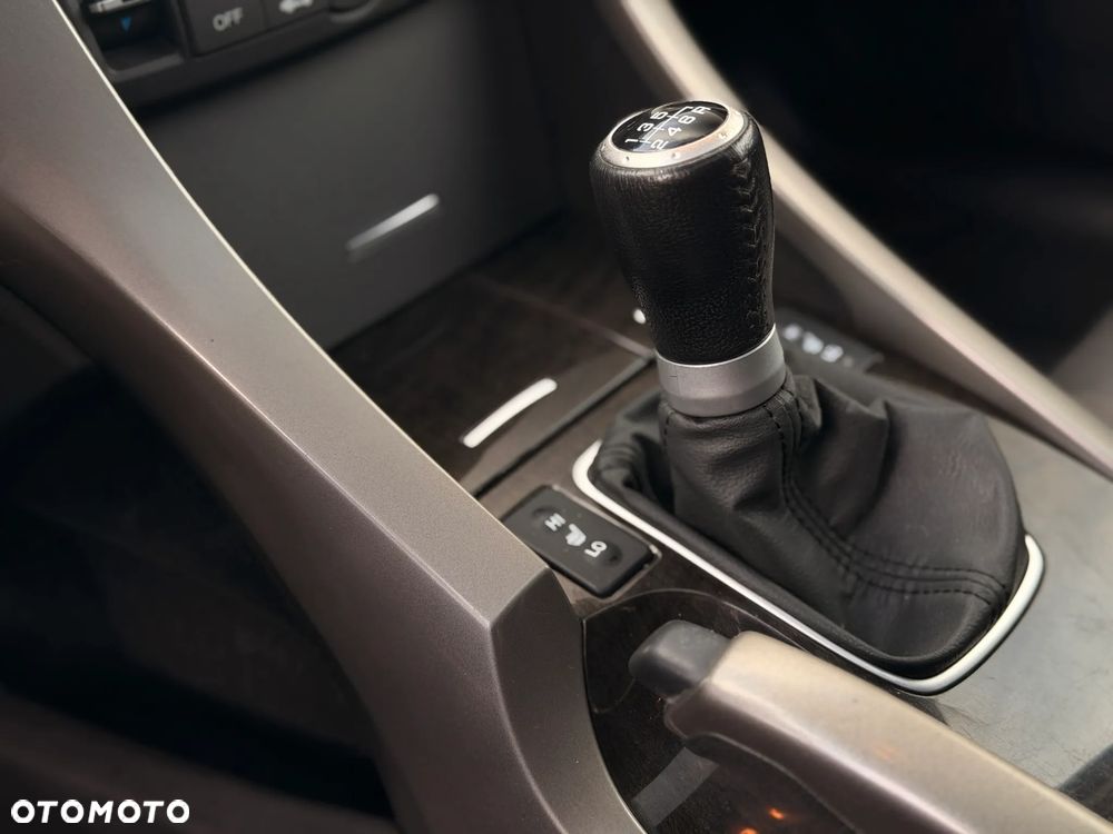 Honda Accord 2.0 Elegance - 26