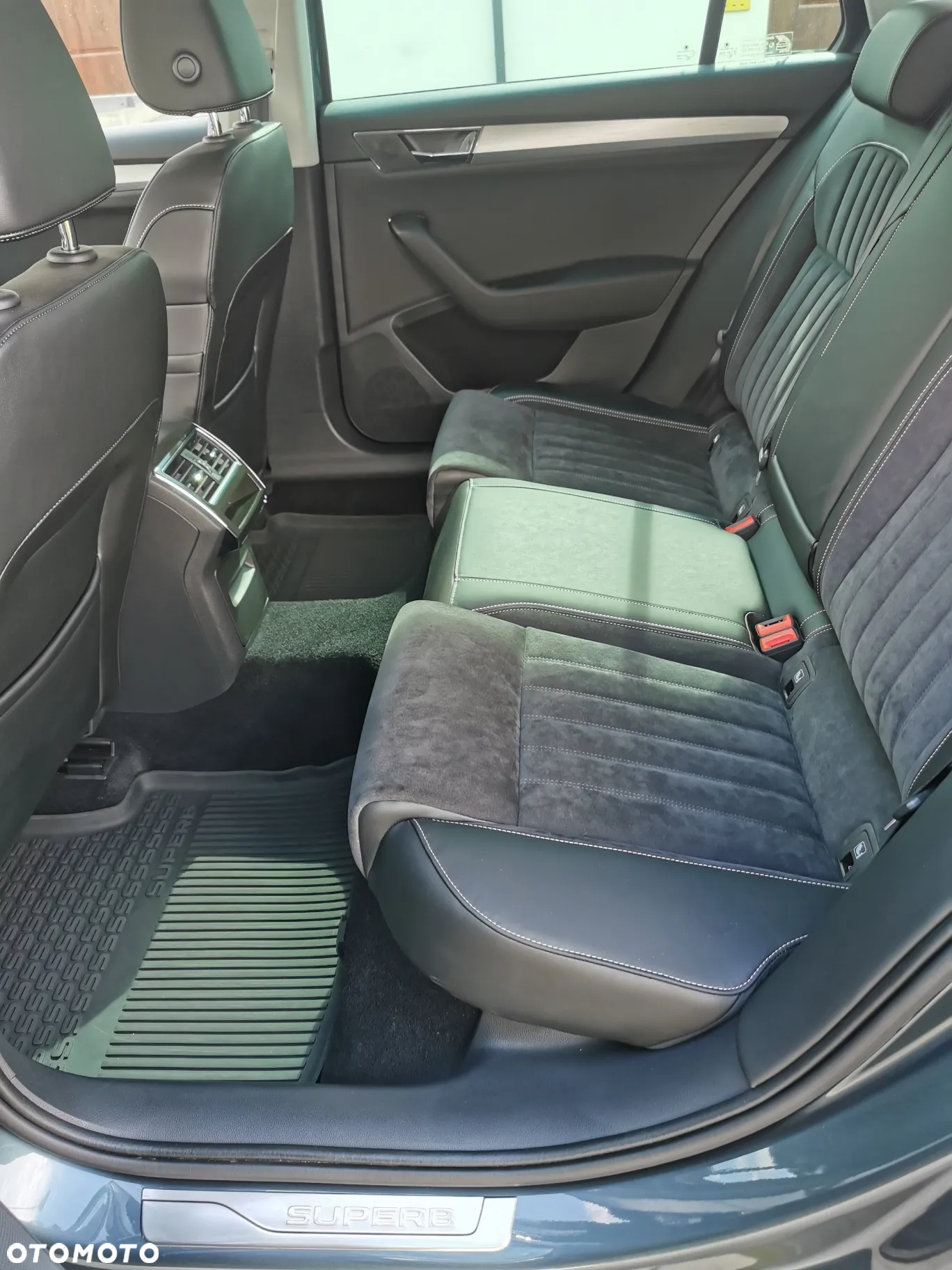 Skoda Superb 1.4 TSI Plug-In Hybrid Style DSG - 19