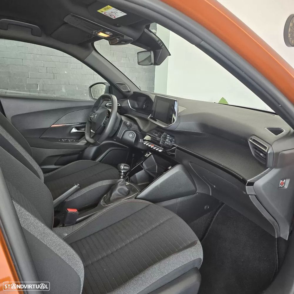 Peugeot 2008 1.2 PureTech Style - 8
