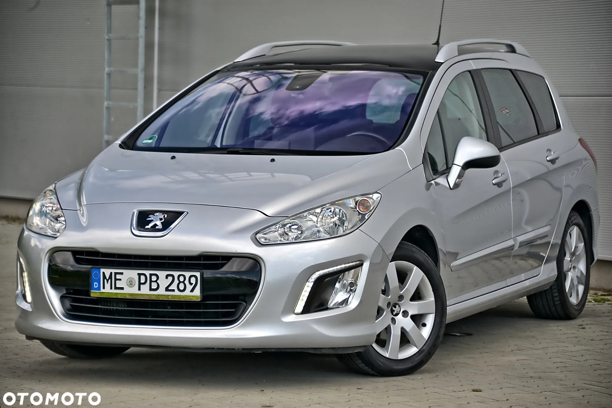 Peugeot 308 SW HDi FAP 110 Premium - 2