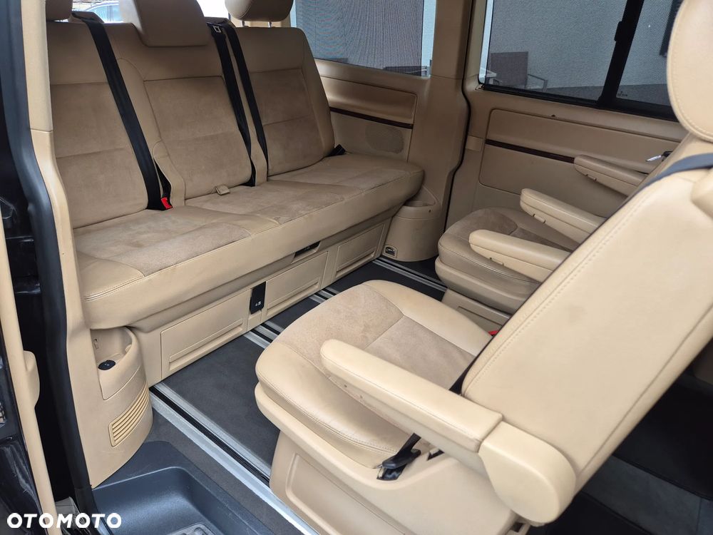 Volkswagen Transporter Multivan Highline - 19