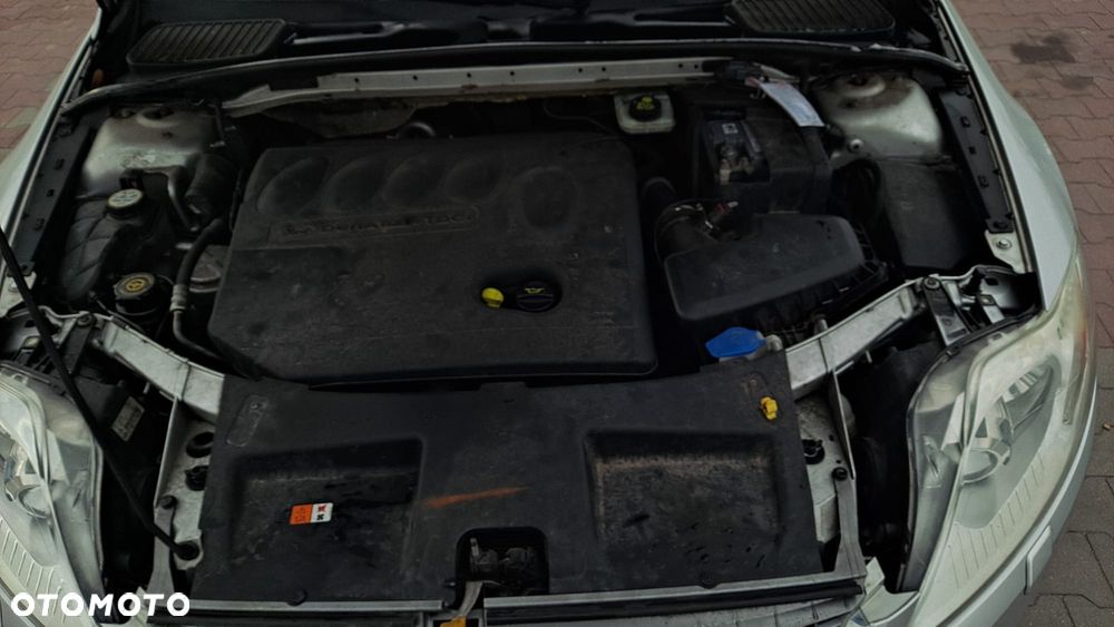 Ford Mondeo 2.0 TDCi Silver X Plus - 26