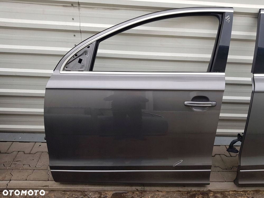 AUDI Q7 4L LIFT 09-15r DRZWI LEWE PRZEDNIE PRZÓD LM7W