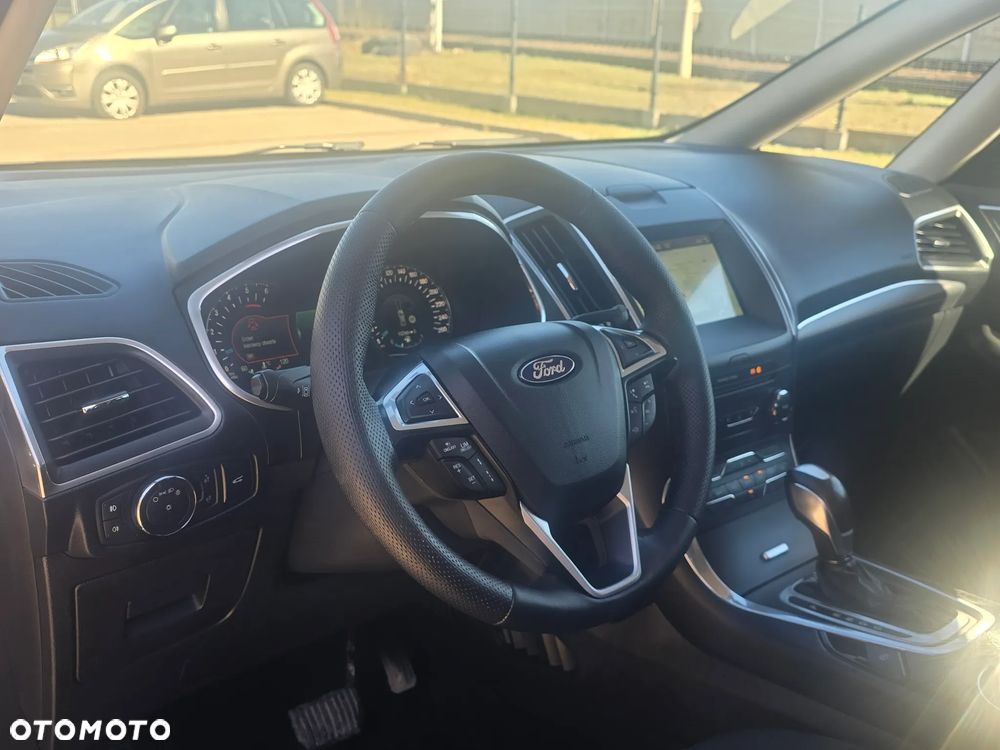 Ford Galaxy - 15