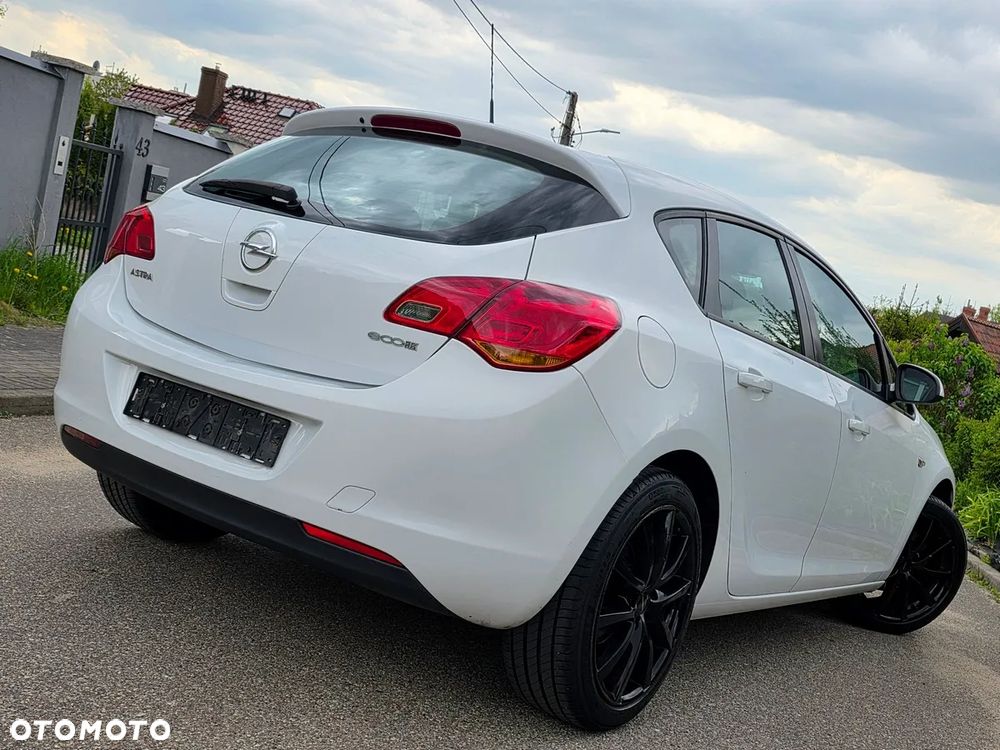 Opel Astra 1.4 Start - 4