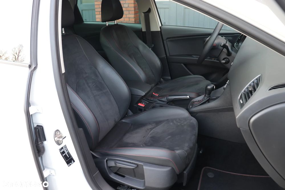 Seat Leon 2.0 TDI DPF Start&Stop DSG FR - 34