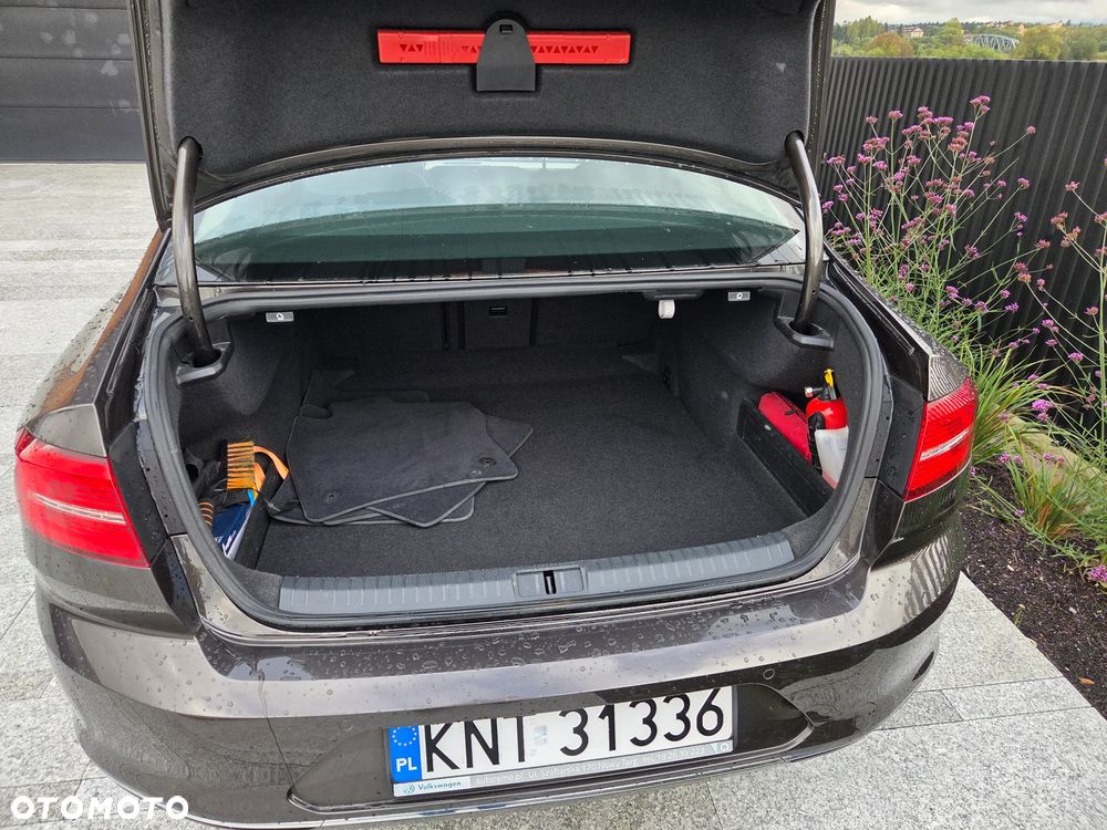 Volkswagen Passat 2.0 TDI BMT Highline - 6