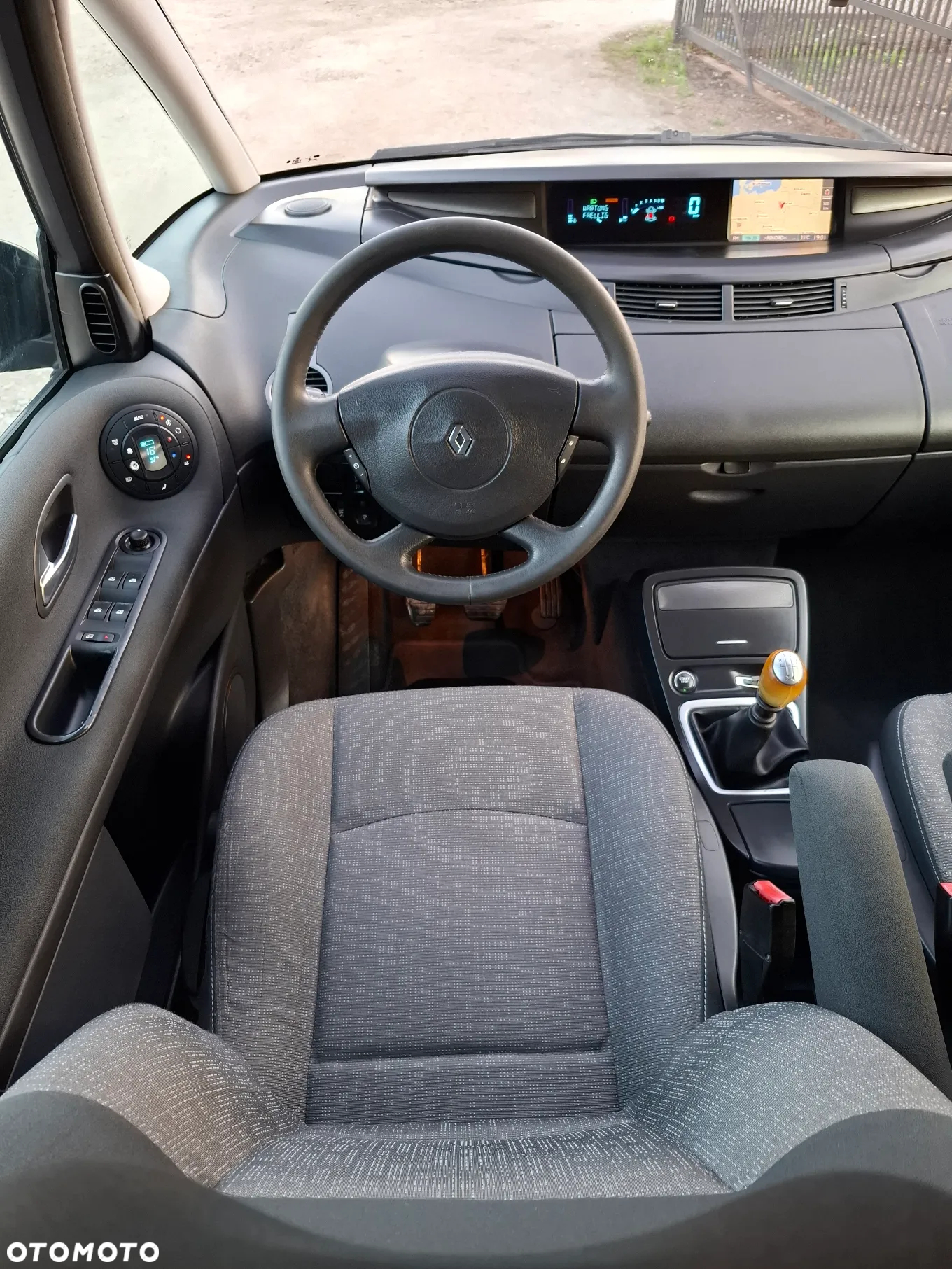 Renault Grand Espace TCe 170 Paris - 12