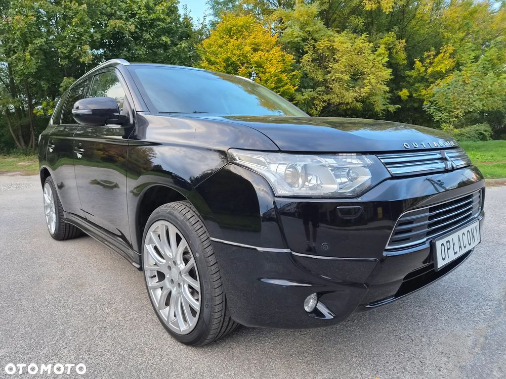 Mitsubishi Outlander - 14