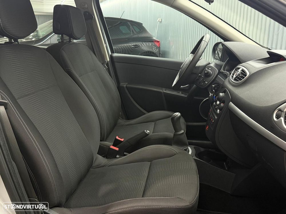 Renault Clio 1.2 16V Dynamique - 15