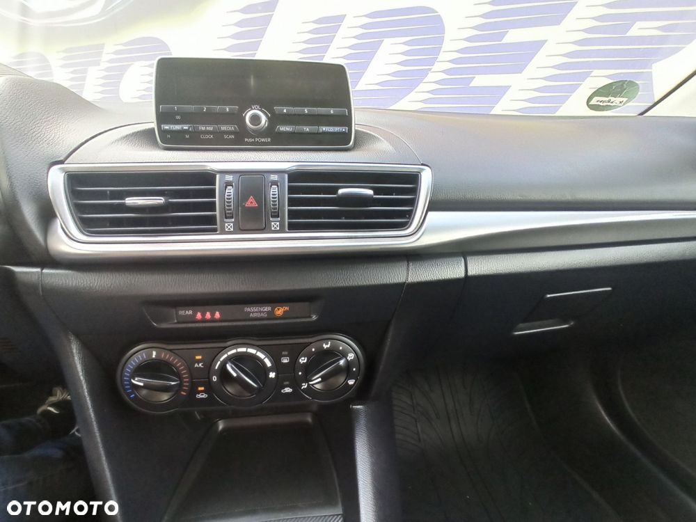 Mazda 3 - 13