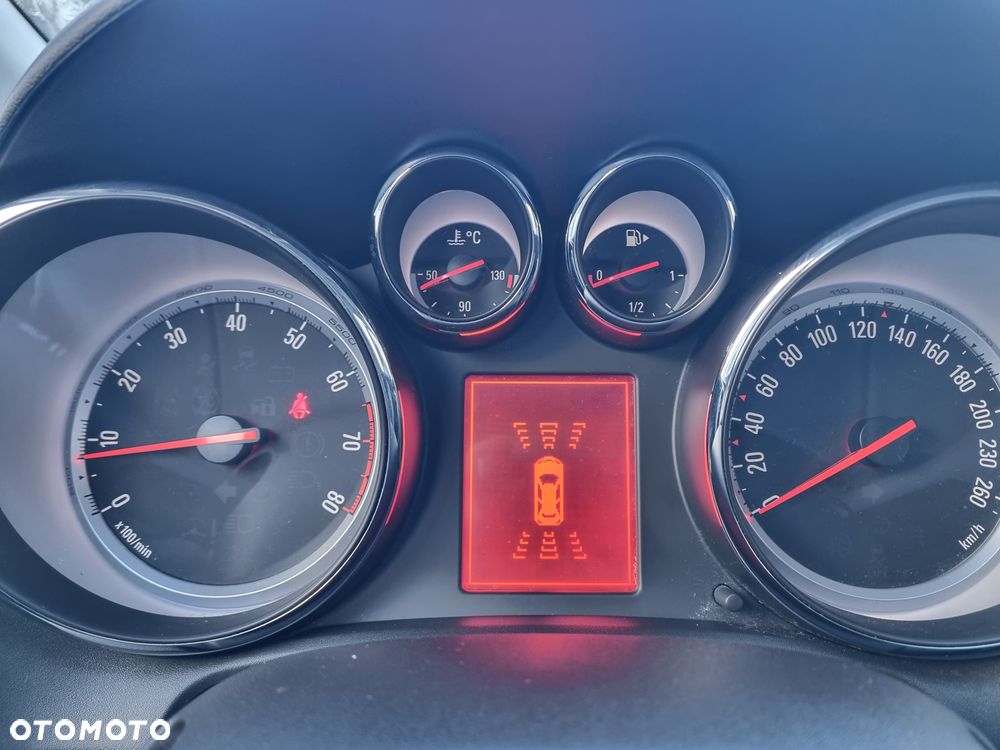 Opel Astra 1.4 Turbo Active - 29