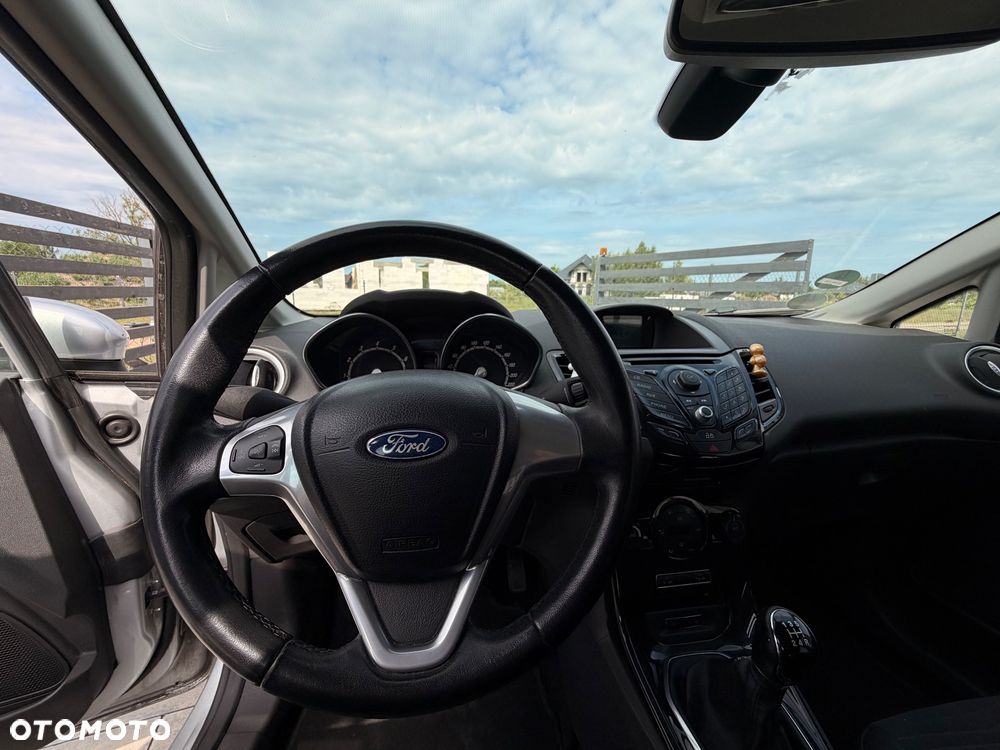 Ford Fiesta - 14