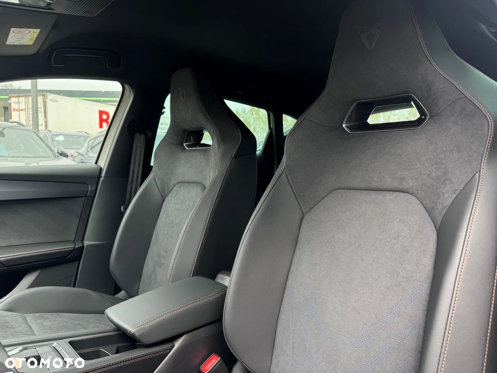 Cupra Leon 1.5 eTSI mHEV DSG - 12