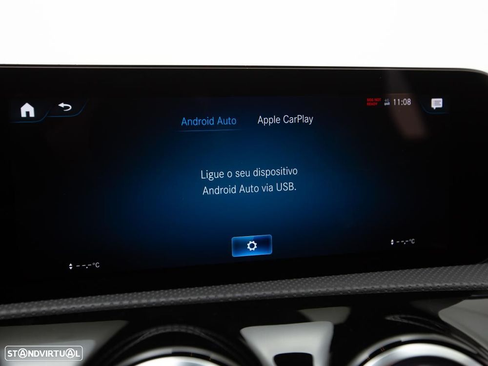 Mercedes-Benz CLA 250 e Shooting Brake AMG Line - 30