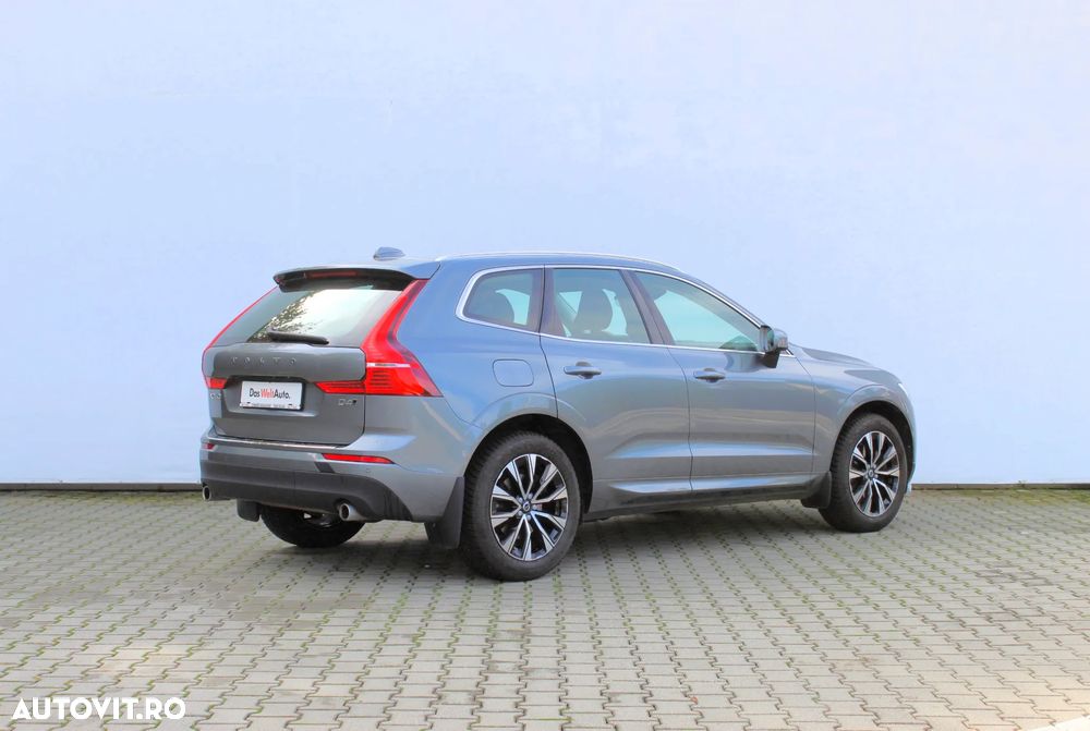 Volvo XC 60 D4 AWD Momentum - 5