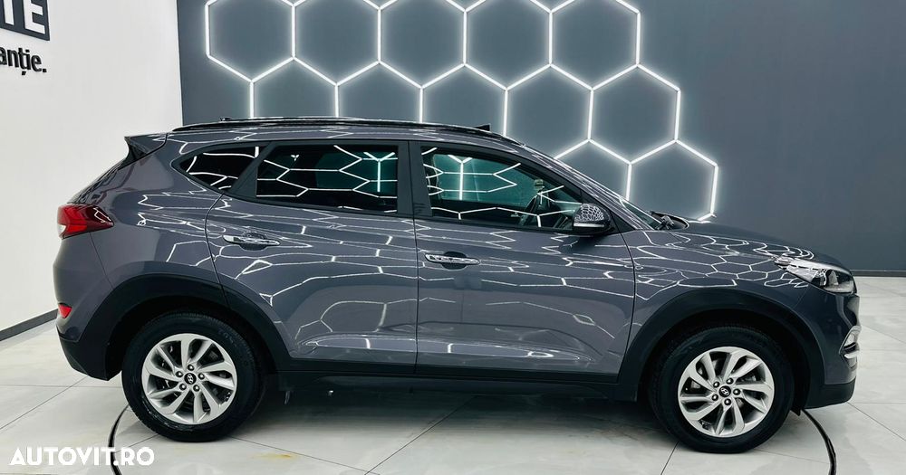 Hyundai Tucson blue 1.7 CRDi 2WD Passion Plus - 36