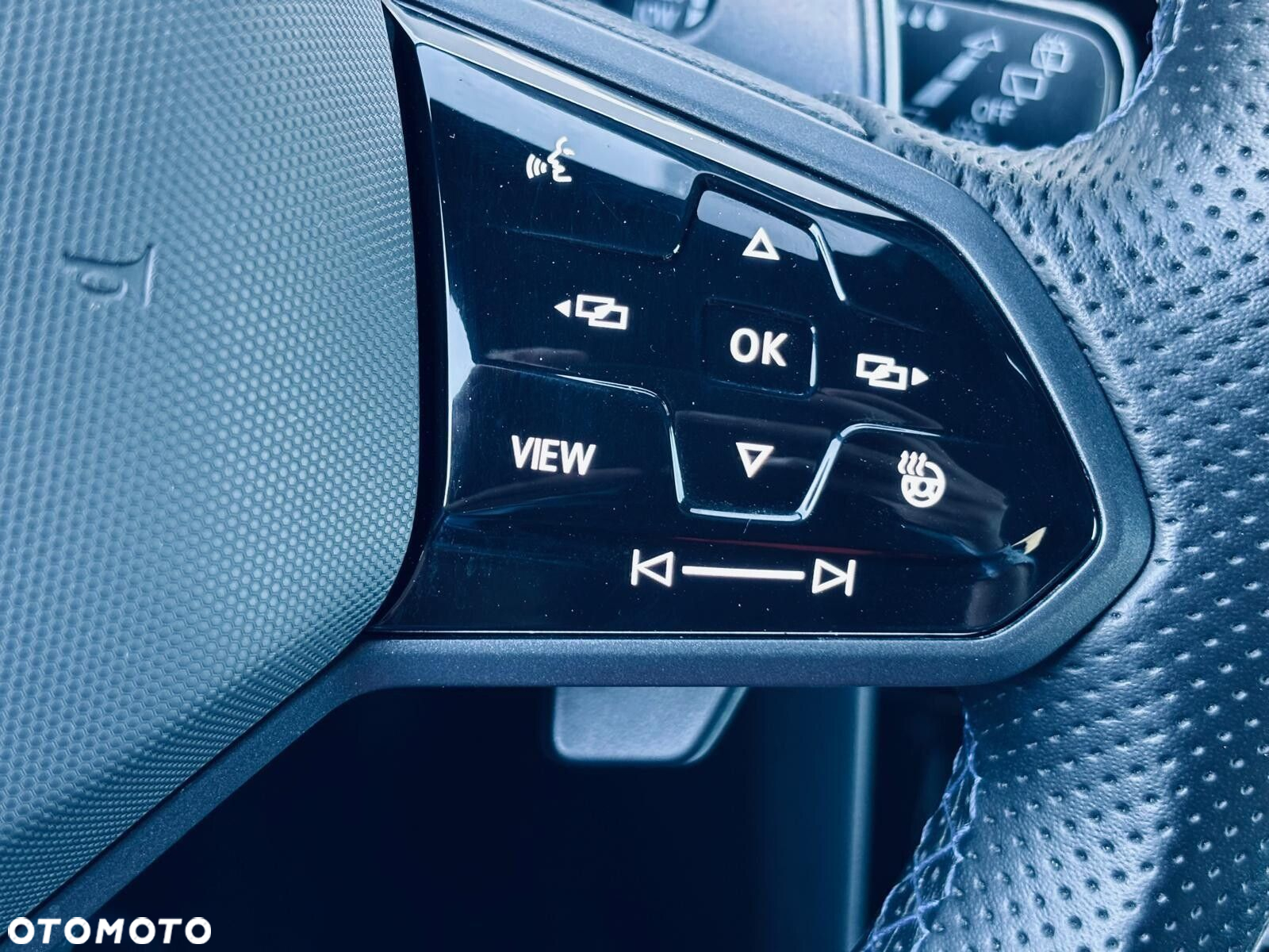 Volkswagen Arteon 2.0 TSI 4Motion R DSG - 29