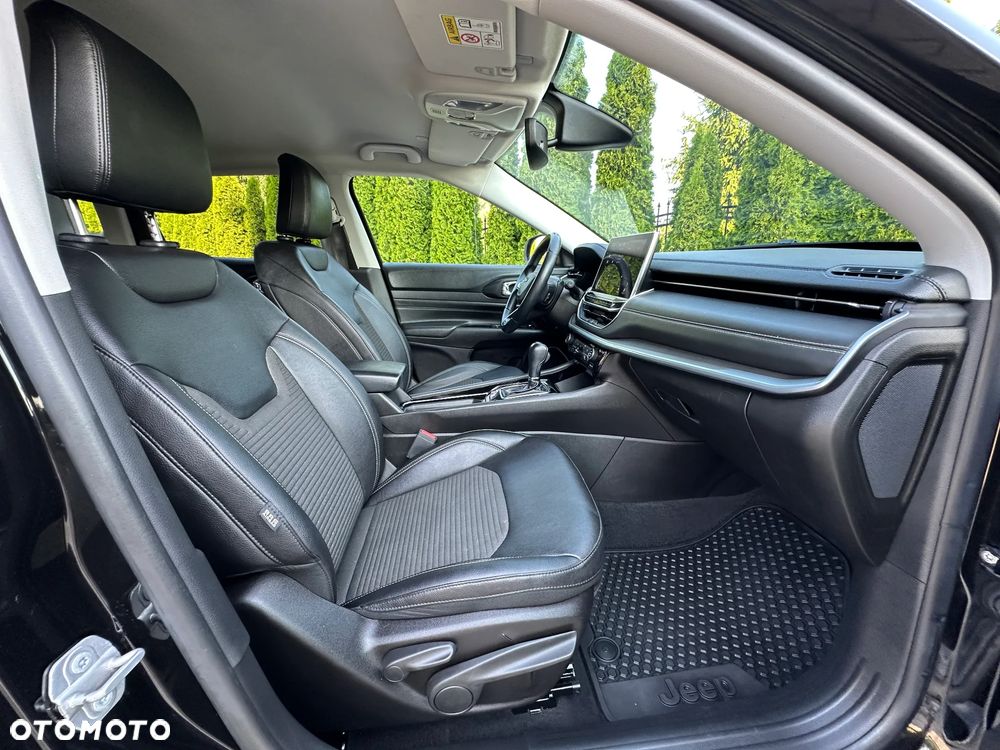 Jeep Compass - 22