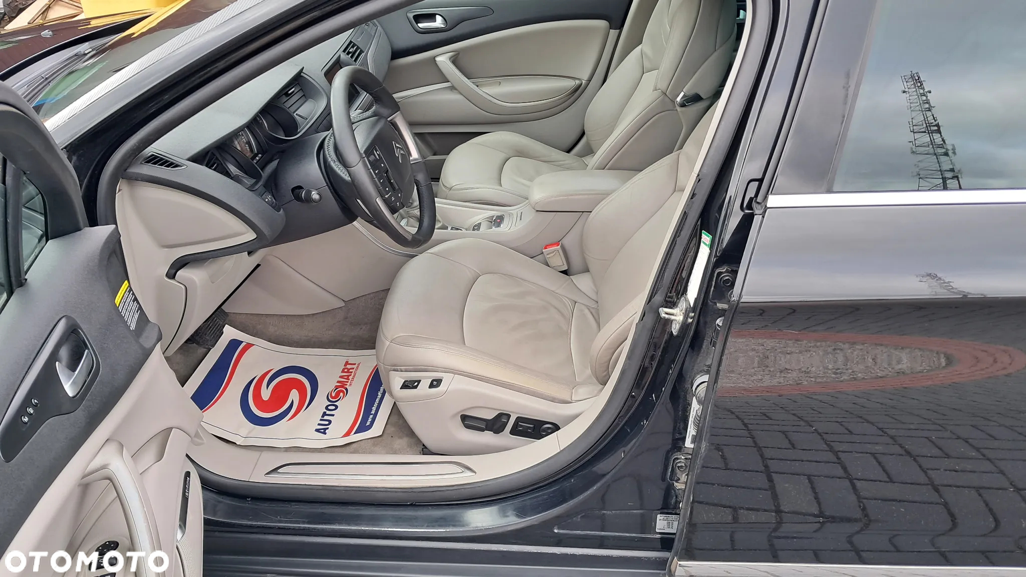 Citroën C5 Tourer HDi 165 FAP Business Class - 28